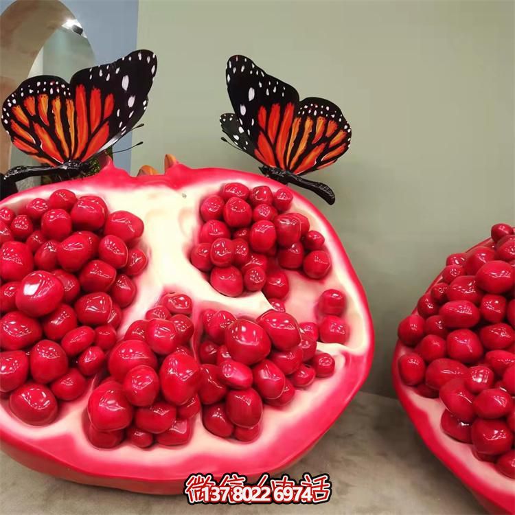 玻璃鋼彩色噴繪水果雕塑，把美放入商場