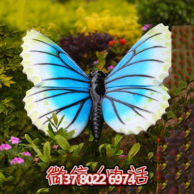 彩繪雕塑，點綴廣場，讓蝴蝶飛舞