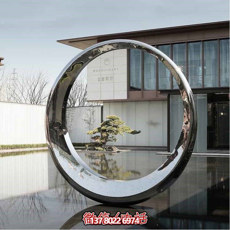 不銹鋼圓環(huán)園林景觀(guān)雕塑