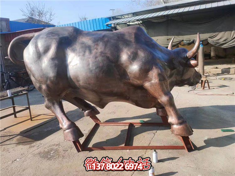 大型銅牛景觀(guān)雕塑，招財(cái)擺件