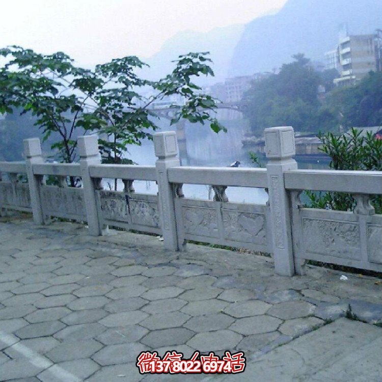 品質(zhì)精良的大理石欄桿、欄板及雕塑，締造美麗景觀