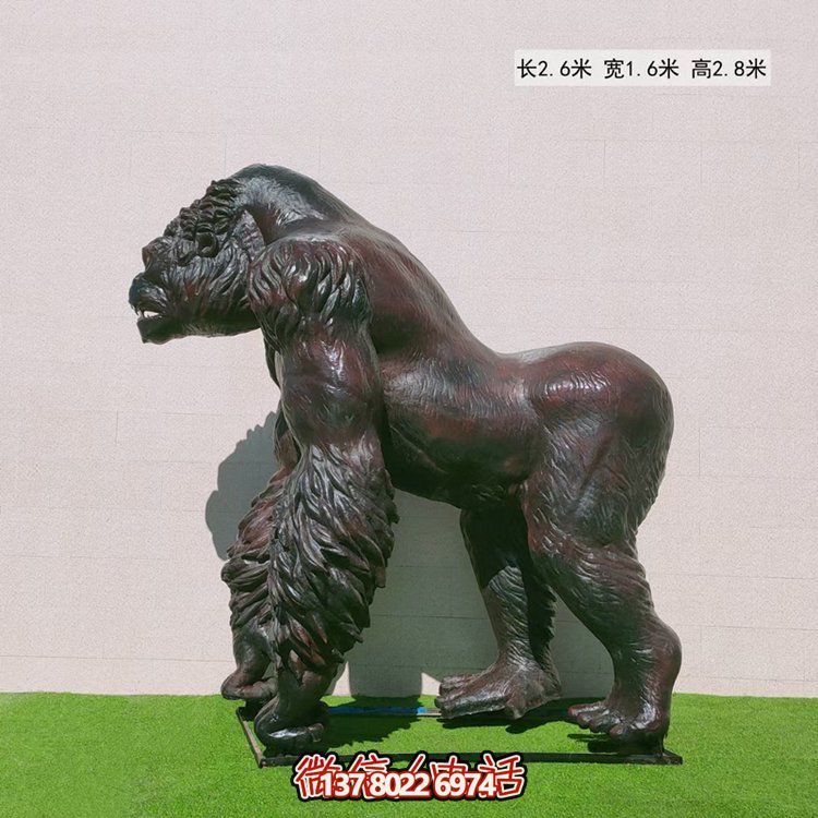 玻璃鋼仿真大猩猩動物雕塑，點(diǎn)綴游樂園游樂擺放